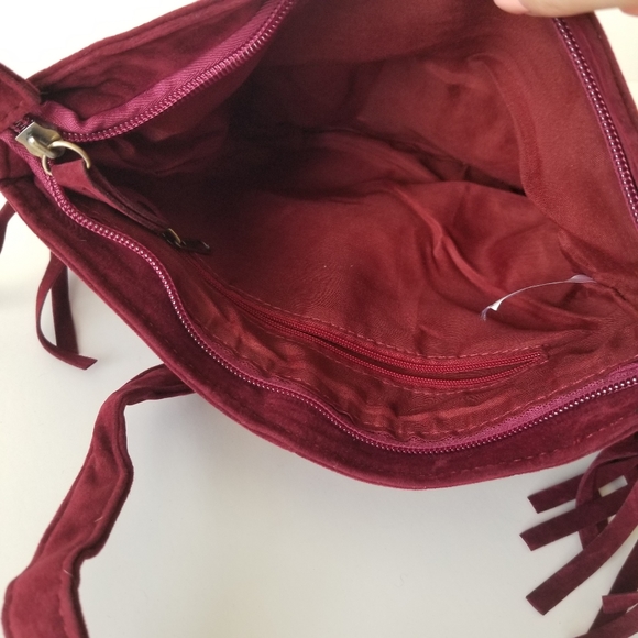 🚫SOLD🚫Suede Fringe Crossbody Purse - Picture 5 of 7